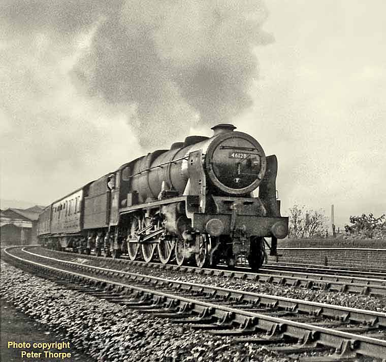 A BATTERY POWERED MECCANO MODEL OF AN L.M.S. ROYAL SCOT CLASS LOCOMOTIVE  AND TENDER, not tested, app